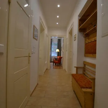 Graz-ulrichsbrunn, Free Parking Apartment