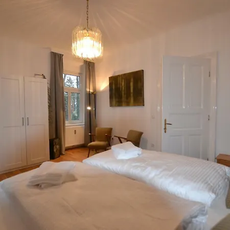 Graz-ulrichsbrunn, Free Parking