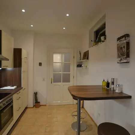 Graz-ulrichsbrunn, Free Parking Appartement *