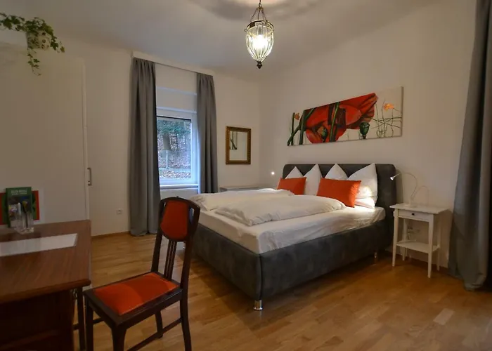 Graz-ulrichsbrunn, Free Parking *